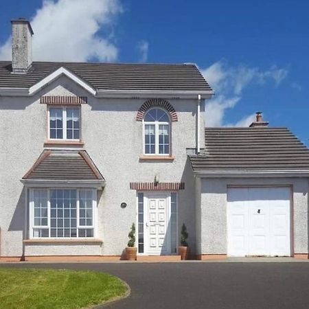 Superior 4 Bed House In Moville Donegal .ヴィラ エクステリア 写真