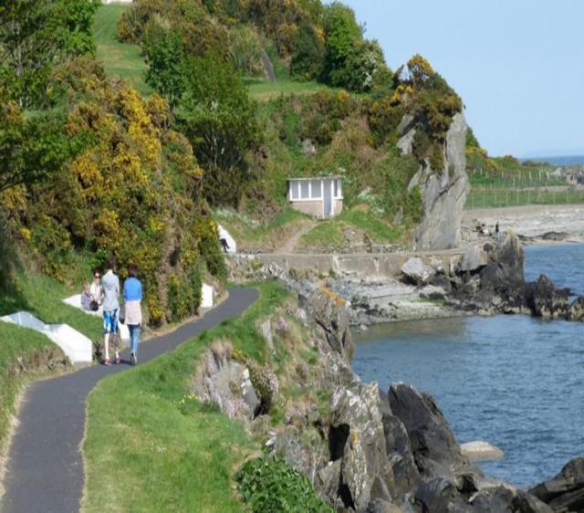 Superior 4 Bed House In Moville Donegal .ヴィラ エクステリア 写真