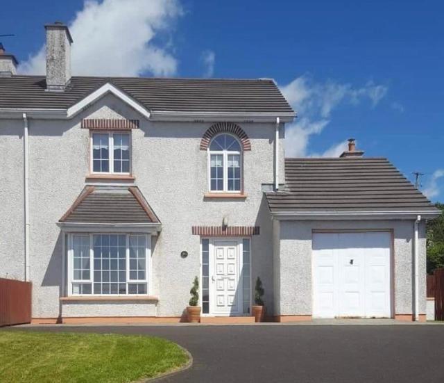 Superior 4 Bed House In Moville Donegal .ヴィラ エクステリア 写真
